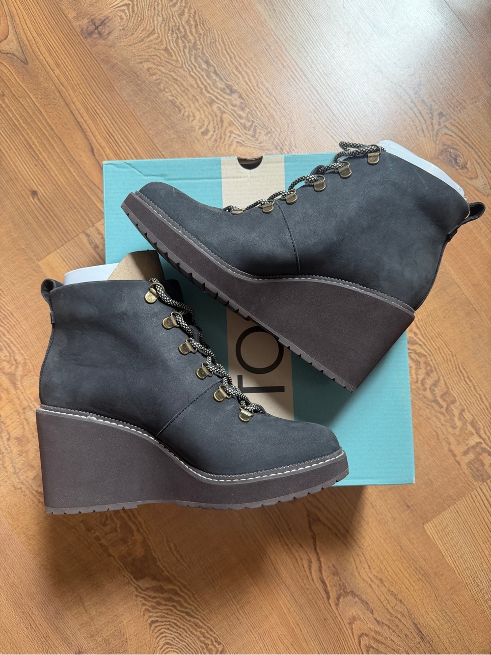 Toms Black Lace-Up Wedge Ankle Boots